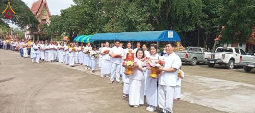 ภาพ No.183131:พิธีทอดกฐิน ณ วัดบ้านปราสาท จ.บุรีรัมย์ ในโครงการทอดกฐินสามัคคีทั่วไทย 30,000 วัด บูชาธรรม 80 ปี หลวงพ่อธัมมชโย โดยคณะศิษยานุศิษย์วัดพระธรรมกาย วันที่ 20 ตุลาคม พ.ศ. 2567