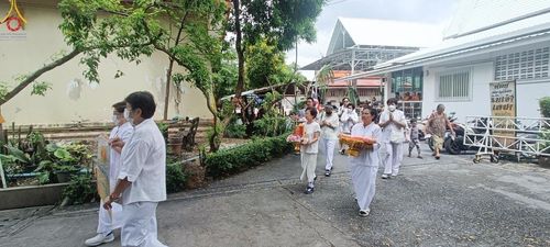 ภาพ No.172586:พิธีทอดกฐิน ณ วัดโบสถ์อินทรสารเพชร แขวงบางแวก เขตภาษีเจริญ กรุงเทพฯ ในโครงการกฐินสามัคคีทั่วไทย 30,000 วัด บูชาธรรม 80 ปี หลวงพ่อธัมมชโย โดยคณะศิษยานุศิษย์วัดพระธรรมกาย วันที่ 20 ตุลาคม พ.ศ. 2567