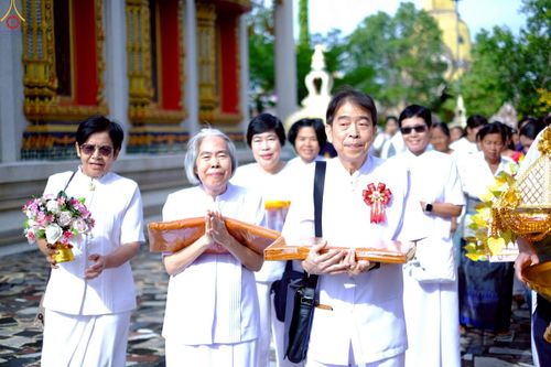 ภาพ No.260913:วันที่ 8 ตุลาคม พ.ศ. 2568 พิธีทอดกฐินสามัคคีทั่วไทย 30,000 วัด โดยคณะศิษยานุศิษย์ บูชาธรรม 81 ปี หลวงพ่อธัมมชโย ณ วัดบ่อตะกั่วพุทธาราม อ.นครชัยศรี จ.นครปฐม