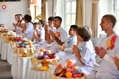 ภาพ No.98776:พิธีทอดกฐินสามัคคี เพื่องานเผยแผ่พระพุทธศาสนาวิชชาธรรมกาย ณ วัดพระธรรมกายคอร์ซัวร์ ลุสท์สโกว ประเทศเดนมาร์ก วันเสาร์ที่ 25 พฤศจิกายน พ.ศ. 2566