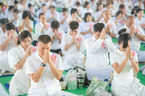 ภาพ No.91608:พิธีทอดผ้าป่า สร้างลานเอนกประสงค์พญานาค 4 ตระกูล จุดประทีปโคมลาน ถวายเป็นพุทธบูชา  สร้างความสว่างไสวให้กับแผ่นดินด้วยแสงธรรม วันอาทิตย์ที่ 29 ตุลาคม พ.ศ. 2566 ณ พุทธอุทยานนานาชาติ จังหวัดหนองคาย