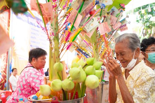 ภาพ No.92895:พิธีทอดกฐินสามัคคีทั่วไทย 5,000 วัด โดยคณะศิษยานุศิษย์วัดพระธรรมกาย  น้อมบูชาธรรม 79 ปี หลวงพ่อธัมมชโย  ณ วัดเตาปูน จ.ชลบุรี วันที่ 8 พฤศจิกายน พ.ศ. 2566