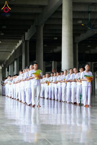 ภาพ No.143895:พิธีตัดปอยผมและปลงผมธรรมทายาท รุ่นเข้าพรรษา ณ มหาวิหารคด คอร์ 16 วัดพระธรรมกาย วันอาทิตย์ที่ 7 กรกฎาคม พ.ศ. 2567