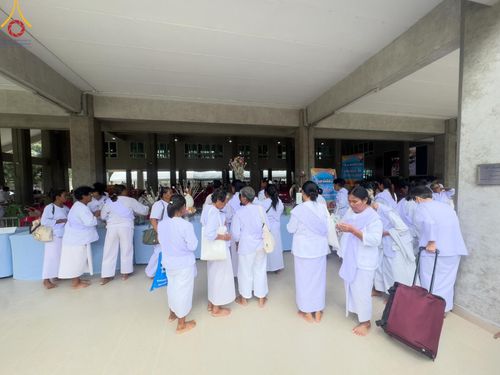 ภาพ No.155656:โครงการ อุบาสกแก้ว อุบาสิกาแก้ว รุ่นที่ 2 ตัวแทนทอดกฐินสามัคคีทั่วไทย 30,000 วัด ระหว่างวันที่ 13-15 กันยายน พ.ศ. 2567 ณ ศูนย์ปฏิบัติธรรมนครราชสีมา