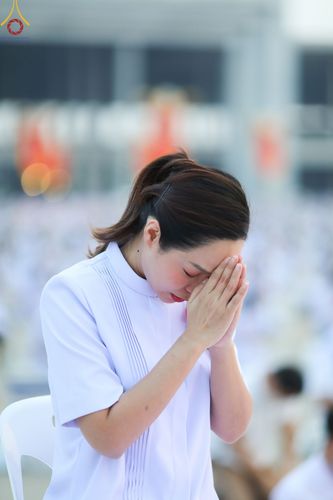 ภาพ No.77145:พิธีจุดมาฆประทีป ในวันมาฆบูชา อาทิตย์ต้นเดือนที่ 6 มีนาคม พ.ศ. 2566 ณ วัดพระธรรมกาย อ.คลองหลวง จ.ปทุมธานี