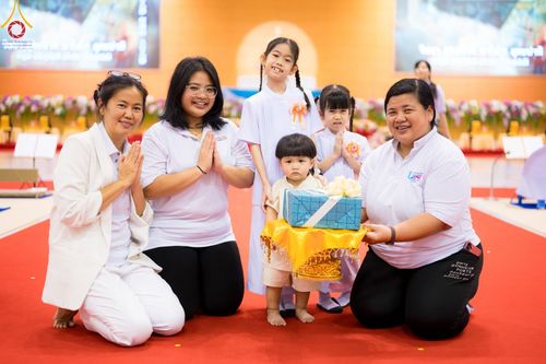 ภาพ No.176250:พิธีมุทิตาสักการะพระมหาเถระและพระเถระ วันที่ 24 พฤศจิกายน พ.ศ. 2567 ณ วัดพระธรรมกาย จ.ปทุมธานี