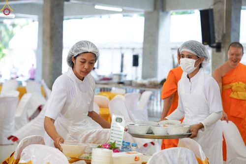 ภาพ No.89708:พิธีวางแผ่นจารึกชื่อ เพื่อนำไปประดิษฐานไว้ในฐานองค์พระประธาน เนื่องในโอกาสครบรอบ 10 ปี ศูนย์ปฏิบัติธรรมนครราชสีมา วันอาทิตย์ที่ 24 กันยายน พ.ศ. 2566