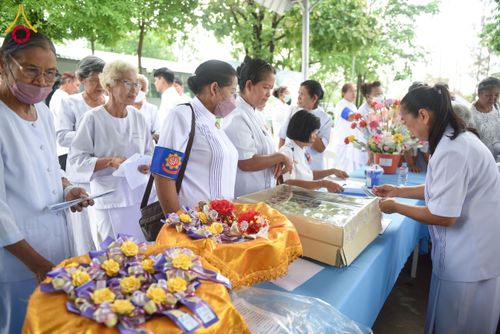 ภาพ No.225812:วันอาทิตย์ที่ 18 พฤษภาคม พ.ศ. 2568 ศูนย์ปฏิบัติธรรมสระบุรี ได้จัดพิธีทอดผ้าป่าฟื้นฟูพระพุทธศาสนา และพิธีมอบใบประกาศนียบัตรเชิดชูเกียรติผู้นำรถ ที่ทำหน้าที่จัดรถเพื่อพาสาธุชนไปร่วมงานวันที่ 22 เมษายน ที่ผ่านมา