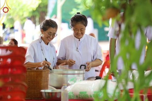 ภาพ No.86145:พิธีถวายมหาสังฆทานคณะสงฆ์ 88 รูป ฉลองครบรอบ 8 ปี ศูนย์ปฏิบัติธรรมพัทลุง วันที่ 21 สิงหาคม พ.ศ.2566