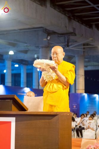 ภาพ No.266445:วันพุธที่ 5 พฤศจิกายน พ.ศ. 2568 (วันพระ ขึ้น 15 ค่ำ เดือน 12) พิธีฉลองชัยสวดมนต์ บทธัมมจักกัปปวัตตนสูตร ครบ 7,844,555,555 จบ ในวันลอยกระทง วัดพระธรรมกาย จ.ปทุมธานี