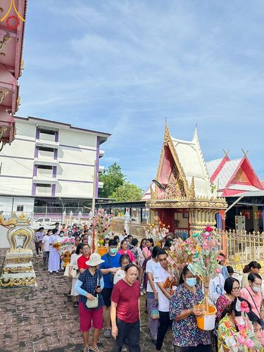 ภาพ No.173532:พิธีทอดกฐิน ณ วัดตึก จ.นนทบุรี ในโครงการกฐินสามัคคีทั่วไทย 30,000 วัด บูชาธรรม 80 ปี หลวงพ่อธัมมชโย โดยคณะศิษยานุศิษย์วัดพระธรรมกาย วันที่ 27 ตุลาคม พ.ศ. 2567