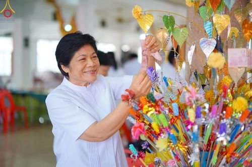 ภาพ No.200445:พิธีทอดผ้าป่าทำนุบำรุงศาสนสถาน ณ วัดรางกำหยาด ตำบลบางภาษี อำเภอบางเลน จังหวัดนครปฐม ในโครงการธรรมยาตรา กตัญญูบูชา มหาปูชนียาจารย์ พระมงคลเทพมุนี(สด จนฺทสโร) พระผู้ปราบมาร อนุสรณ์สถาน 7 แห่ง ปีที่ 13 วันที่ 22 มกราคม พ.ศ. 2568