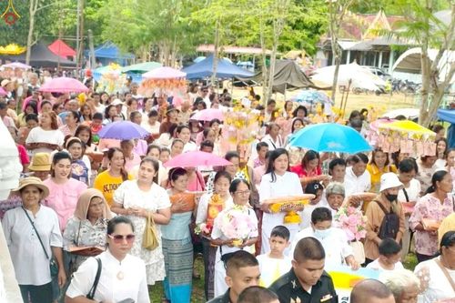 ภาพ No.270634:วันที่ 19 ตุลาคม พ.ศ. 2568 พิธีทอดกฐินสามัคคีทั่วไทย ณ วัดบ้านลุ่ม อ.นาทวี จ.สงขลา โดยคณะศิษยานุศิษย์ บูชาธรรม 81 ปี หลวงพ่อธัมมชโย