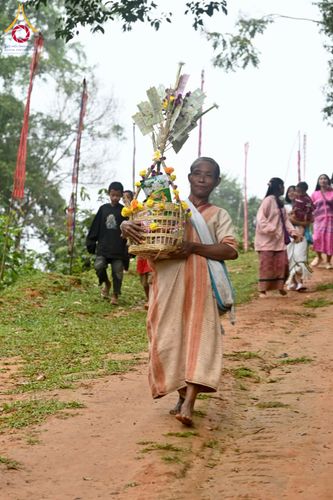 ภาพ No.176674:พิธีทอดกฐิน สำนักสงฆ์เคาะทีโคะ อ.ท่าสองยาง จ.ตาก ในโครงการกฐินสามัคคีทั่วไทย 30,000 วัด บูชาธรรม 80 ปี หลวงพ่อธัมมชโย โดยคณะศิษยานุศิษย์วัดพระธรรมกาย วันที่ 10 พฤศจิกายน พ.ศ. 2567