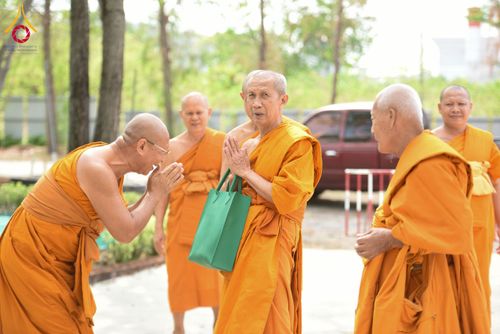 ภาพ No.224271:วันจันทร์ที่ 28 เมษายน พ.ศ. 2568 ศูนย์ปฏิบัติธรรมสระบุรี ได้เตรียมสถานที่เพื่อต้อนรับ การประชุมคณะสงฆ์จังหวัดสระบุรี ครั้งที่ 4/2568 โดยประชุมร่วมกับสำนักงานพระพุทธศาสนา จังหวัดสระบุรี และสำนักงานวัฒนธรรมจังหวัดสระบุรี