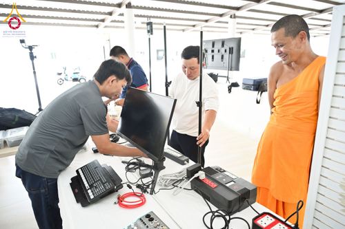 ภาพ No.225873:วันเสาร์ที่ 24 พฤษภาคม พ.ศ. 2568 พิธีถวายสังฆทาน 323 วัด ปีที่ 21 ครั้งที่ 177 พิธีมอบกองทุนหนุนแรงใจช่วยครูใต้ ปีที่ 18 ครั้งที่ 141 และพิธีทำบุญอุทิศส่วนกุศลให้ผู้วายชนม์ ณ ศูนย์ปฏิบัติธรรมภาคใต้ จ.สงขลา