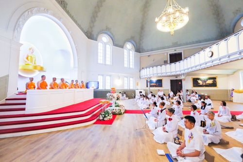 ภาพ No.92628:พิธีทอดกฐินวัดพระธรรมกายนอร์ธสวีเดน เพื่อปฏิสังขรณ์ ซ่อมแซมประตูและหน้าต่าง วันเสาร์ที่ 4 พฤศจิกายน พ.ศ. 2566 ณ เมือง แยฟเล่ ประเทศสวีเดน