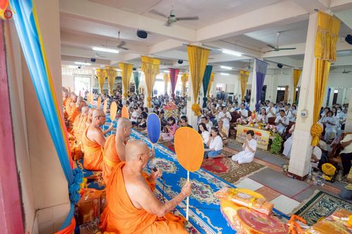 ภาพ No.276761:วันที่ 5 พฤศจิกายน พ.ศ. 2568 พิธีทอดกฐินสามัคคีทั่วไทย ณ วัดบางเพรียง อ.บางบ่อ จ.สมุทรปราการ โดยคณะศิษยานุศิษย์ บูชาธรรม 81 ปี หลวงพ่อธัมมชโย