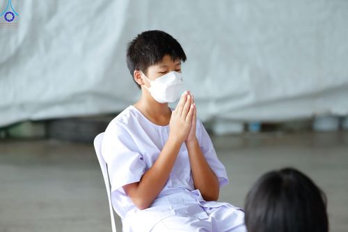 ภาพ No.83742:พิธีตัดปอยผมและปลงผม ในโครงการบรรพชาสามเณร ธรรมทายาทรุ่นโรงเรียนนานาชาติ ณ วัดพระธรรมกาย วันเสาร์ที่ 15 กรกฎาคม พ.ศ.2566