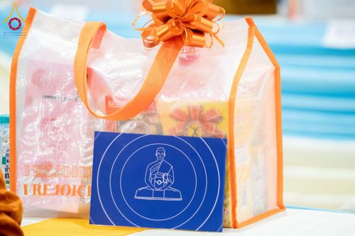 ภาพ No.238773:วันเสาร์ที่ 16 สิงหาคม พ.ศ. 2568 งานบุญประจำปี ครั้งที่ 20 พิธีทักษิณานุปทานแด่บรรพชน ตระกูลผ่องสวัสดิ์และหมู่ญาติที่ล่วงลับไปแล้ว ณ พระมหาเจดีย์ทัตตชีโว ศูนย์อบรมเยาวชนกาญจนบุรี