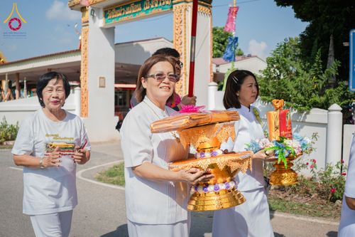 ภาพ No.181941:พิธีทอดกฐิน ณ วัดใหม่วงเดือน จ.ชัยนาท ในโครงการทอดกฐินสามัคคีทั่วไทย 30,000 วัด บูชาธรรม 80 ปี หลวงพ่อธัมมชโย โดยคณะศิษยานุศิษย์วัดพระธรรมกาย วันที่ 2 พฤศจิกายน พ.ศ. 2567