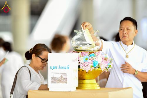 ภาพ No.226479:วันที่ 26 พฤษภาคม พ.ศ. 2568 พิธีบุพเปตพลี ครั้งที่ 164 ร่วมอุทิศบุญแด่หมู่ญาติที่ล่วงลับไปแล้ว และสืบทอดอายุพระพุทธศาสนา ณ หอฉันคุณยายอาจารย์ฯ วัดพระธรรมกาย