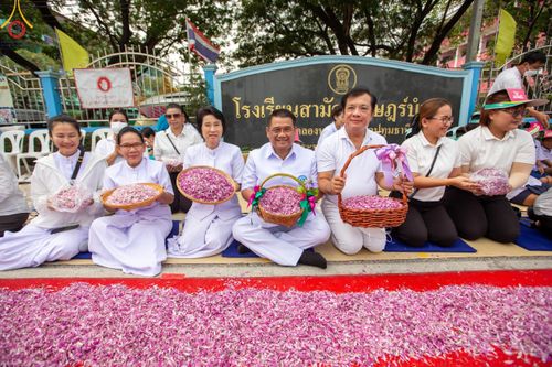 ภาพ No.119968:พิธีต้อนรับพระธรรมยาตรา ในโครงการธรรมยาตรา กตัญญูบูชา มหาปูชนียาจารย์ พระมงคลเทพมุนี(สด จนฺทสโร) พระผู้ปราบมาร อนุสรณ์สถาน 7 แห่ง ปีที่ 12 วันที่ 28 มกราคม พ.ศ. 2567 ณ วัดพระธรรมกาย จ.ปทุมธานี