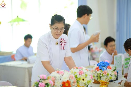 ภาพ No.241757:วันเสาร์ที่ 23 สิงหาคม พ.ศ. 2568 ปฐมผ้าป่าสถาปนาองค์พระเจดีย์ "ซื้อดินปรับพื้นที่ลานธรรม รองรับองค์พระเจดีย์เพื่อสร้างสันติภาพโลก" ณ ศูนย์ปฏิบัติธรรมระยอง (บ้านช่องลม)