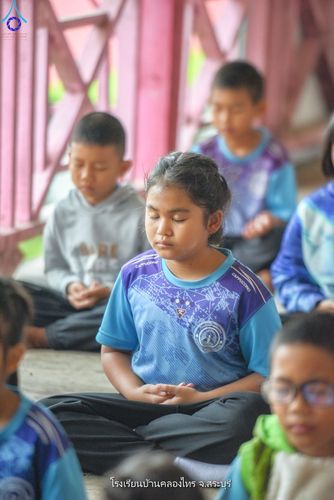 ภาพ No.90703:โครงการสมาธิเพื่อสันติภาพโลก  จ.สระบุรี วันที่ 3 ตุลาคม พ.ศ. 2566  1. โรงเรียน บ้านคลองไทร 2. โรงเรียน บ้านซับปลากั้ง 3. โรงเรียน บ้านหนองผักหนอก 4. โรงเรียน วัดบ้านหมาก 5. โรงเรียน วัดสวนทองรวมมิตร