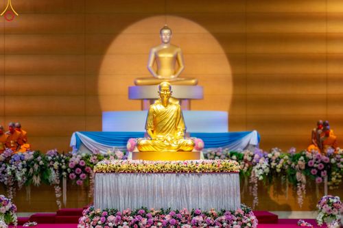 ภาพ No.88901:พิธีทอดผ้าป่าสมทบกฐินครั้งที่ 2 วันศุกร์ที่ 29 กันยายน พ.ศ. 2566 วันเพ็ญขึ้น 15 ค่ำ เดือน 10 ณ ห้องแก้วสารพัดนึก 1 วัดพระธรรมกาย