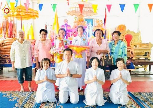 ภาพ No.178843:พิธีทอดกฐิน ณ วัดคอลาด อ.บางบ่อ จ.สมุทรปราการ ในโครงการกฐินสามัคคีทั่วไทย 30,000 วัด บูชาธรรม 80 ปี หลวงพ่อธัมมชโย โดยคณะศิษยานุศิษย์วัดพระธรรมกาย วันที่ 10 พฤศจิกายน พ.ศ. 2567