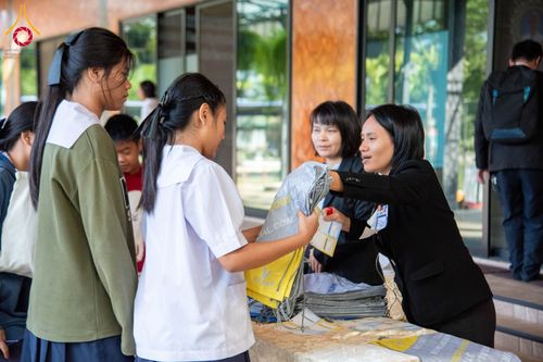 ภาพ No.184041:กิจกรรมวันรวมพลังเด็กดี V-Star จังหวัดลพบุรี ประจำปี 2567  วันที่ 29 พฤศจิกายน .ศ.2567 ณ ศูนย์ปฏิบัติธรรม ธุดงคสถานบ้านหมี่ จังหวัดลพบุรี