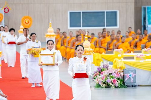 ภาพ No.153094:พิธีมอบรางวัลเกียรติยศ แก่สามเณรผู้สอบผ่าน โครงการสามเณรทรงพระปาฏิโมกข์ ปีที่ 2/2567 วันอังคารที่ 27 สิงหาคม พ.ศ.2567 ณ ห้องประชุมใหญ่ ค่ายจองแชมป์ หมู่กุฏิสามเณรเปรียญธรรม วัดพระธรรมกาย จ.ปทุมธานี