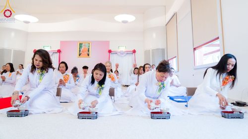 ภาพ No.96468:พิธีทอดกฐินวัดพระธรรมกายสตอกโฮล์ม ประเทศสวีเดน วันอาทิตย์ที่ 19 พฤศจิกายน พ.ศ. 2566  ณ วัดพระธรรมกายสตอกโฮล์ม ประเทศสวีเดน