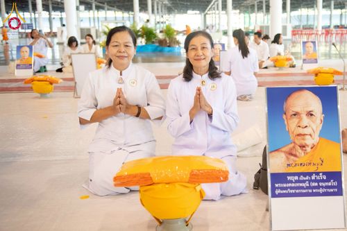 ภาพ No.277346:วันเสาร์ที่ 6 ธันวาคม พ.ศ. 2568 พิธีบรรพชาอุปสมบทและพิธีถวายบาตร โครงการอุปสมบทบูชาธรรมมหาปูชนียาจารย์ ประจำปี พ.ศ.2568 โครงการบวชพระนานาชาติ AEC และ WAB รุ่น CEO (นักบริหาร) รุ่นที่ 5 ณ โบสถ์พระไตรปิฏก วัดพระธรรมกาย