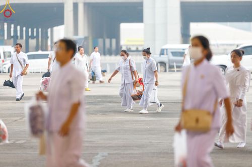 ภาพ No.126467:พิธีตักบาตร ในวันอาทิตย์ต้นเดือนที่ 3 มีนาคม พ.ศ. 2567 ณ บ้านแก้วเรือนทองคุณยายฯ วัดพระธรรมกาย