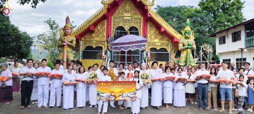 ภาพ No.164214:พิธีทอดกฐิน ณ วัดโคกสว่างสามัคคี อ.เมืองเพชรบูรณ์ จ.เพชรบูรณ์ ในโครงการกฐินสามัคคีทั่วไทย 30,000 วัด บูชาธรรม 80 ปี หลวงพ่อธัมมชโย โดย คณะศิษยานุศิษย์วัดพระธรรมกาย วันที่ 20 ตุลาคม พ.ศ. 2567