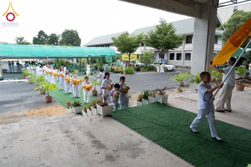 ภาพ No.157167:พิธีทอดผ้าป่าติดตั้งอิฐมวลเบาและฝ้าเพดาน ณ ศูนย์ปฏิบัติธรรมน้ำใสใจสว่าง บางกอกน้อย กรุงเทพมหานคร วันเสาร์ที่ 14 กันยายน พ.ศ. 2567