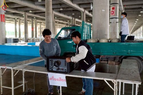 ภาพ No.218333:วันที่ 14-15 เมษายน พ.ศ. 2568 การเตรียมงานเครื่องเสียง , การเตรียมงานติดผ้ารับประเคน , การเตรียมงานเครื่องนอนพระสังฆาธิการ , การเตรียมงานจุดนั่งสาธุชน , การเตรียมงานถุงน้ำถ่วงน้ำหนักโต๊ะ , การเตรียมงานภาชนะฉันภัตตาหาร เพื่องานวันคุ้มครองโลก 22 เมษายน พ.ศ