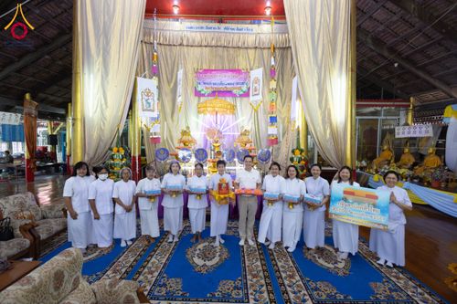 พิธีทอดกฐิน วัดตะเคียนทอง จ.สุพรรณบุรี ในโครงการกฐินสามัคคีทั่วไทย 30,000 วัด บูชาธรรม 80 ปี หลวงพ่อธัมมชโย โดยคณะศิษยานุศิษย์วัดพระธรรมกาย วันที่ 9 พฤศจิกายน พ.ศ. 2567