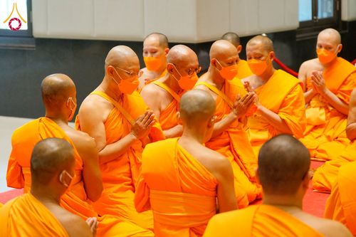 ภาพ No.62064:พิธีอุปสมบทในโครงการอุปสมบทหมู่ บูชาธรรมหลวงพ่อธัมมชโย พ.ศ.2567 ณ อุโบสถ วัดพระธรรมกาย จ.ปทุมธานี วันที่ 13-15 เมษายน พ.ศ. 2567