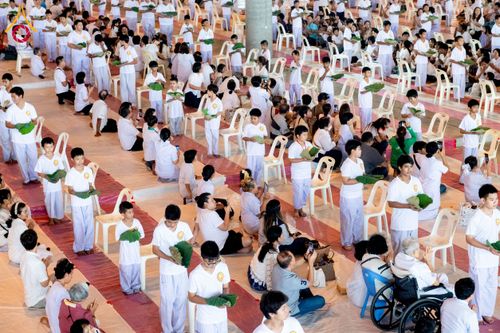 ภาพ No.214234:วันอาทิตย์ที่ 30 มีนาคม พ.ศ. 2568  พิธีปลงผมสามเณรฟื้นฟูทั่วไทย ณ มหารัตนวิหารคด คอร์ 22 วัดพระธรรมกาย จ.ปทุมธานี