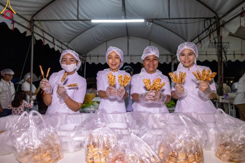 ภาพ No.116233:พิธีถวายภัตตาหารเป็นสังฆทาน แด่คณะพระธรรมยาตรา ปีที่ 12 วันที่ 21 มกราคม พ.ศ. 2567 ณ วัดโบสถ์(บน) บางคูเวียง จ.นนทบุรี