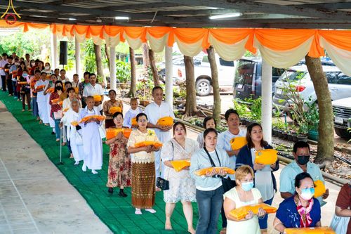 ภาพ No.101288:พิธีบรรพชาธรรมทายาท ในโครงการอุปสมบทบูชาธรรม มหาปูชนียาจารย์ พ.ศ. 2566 ณ วัดท่าสุวรรณ จ.ราชบุรี วันที่ 6 ธันวาคม พ.ศ. 2566