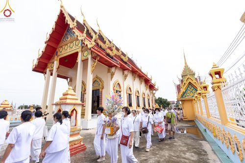 ภาพ No.162411:โครงการกฐินสามัคคีทั่วไทย 30,000 วัด  บูชาธรรม 80 ปี หลวงพ่อธัมมชโย  โดย คณะศิษยานุศิษย์วัดพระธรรมกาย ณ วัดลานตากฟ้า อ.นครชัยศรี จ.นครปฐม วันศุกร์ที่ 18 ตุลาคม พ.ศ. 2567