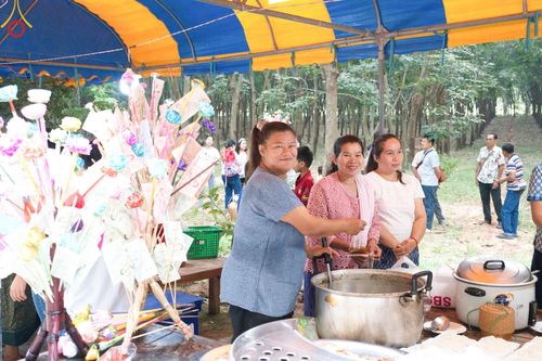 ภาพ No.170121:พิธีทอดกฐิน ณ วัดถ้ำสะแกทอง อ.หนองวัวซอ จ.อุดรธานี ในโครงการกฐินสามัคคีทั่วไทย 30,000 วัด บูชาธรรม 80 ปี หลวงพ่อธัมมชโย โดยคณะศิษยานุศิษย์วัดพระธรรมกาย วันที่ 27 ตุลาคม พ.ศ. 2567