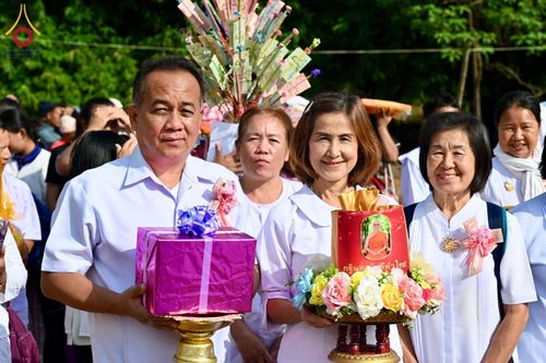 ภาพ No.183155:พิธีทอดกฐิน ณ ศูนย์ฝึกอบรมเยาวชนสวนไม้สัก จ.แม่ฮ่องสอน ในโครงการทอดกฐินสามัคคีทั่วไทย 30,000 วัด บูชาธรรม 80 ปี หลวงพ่อธัมมชโย โดยคณะศิษยานุศิษย์วัดพระธรรมกาย วันที่ 10 พฤศจิกายน พ.ศ. 2567