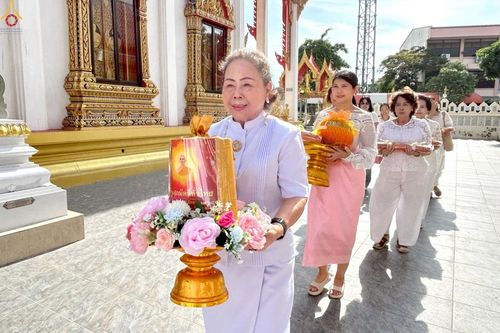 ภาพ No.260782:วันที่ 19 ตุลาคม พ.ศ. 2568 พิธีทอดกฐินสามัคคีทั่วไทย 30,000 วัด โดยคณะศิษยานุศิษย์ บูชาธรรม 81 ปี หลวงพ่อธัมมชโย ณ วัดใหม่บางปลากด ต.ในคลองบางปลากด อ.พระสมุทรเจดีย์ จ.สมุทรปราการ