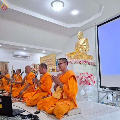 ภาพ No.155367:โครงการอุบาสกแก้ว อุบาสิกาแก้ว รุ่นที่ 2 ตัวแทนทอดกฐินสามัคคีทั่วไทย 30,000 วัด บูชาธรรม 80 ปี หลวงพ่อธัมมชโย ศูนย์ปฏิบัติธรรมเพชรบูรณ์ ต.นาป่า อ.เมือง จ.เพชรบูรณ์