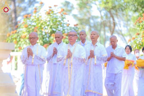 ภาพ No.181397:พิธีอุปสมบท ณ วัดศรีพันดอน อ.ภูเรือ จ.เลย วันที่ 4 ธันวาคม พ.ศ. 2567 จัดโดย ศูนย์ปฏิบัติธรรมแก้วภูเรือ ในโครงการอุปสมบทหมู่ บูชาธรรมมหาปูชนียาจารย์ ปี 2567